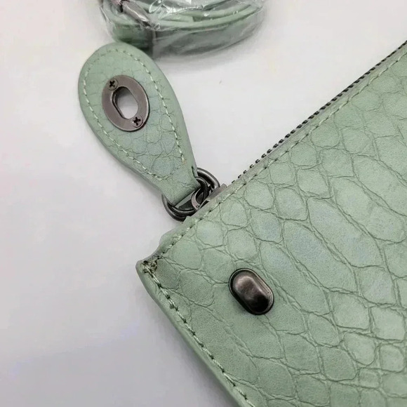 JOY Susan Crossbody Clutch Phyton Print Bag Seafoam Green Zip Pockets Rectangula - Picture 3 of 13